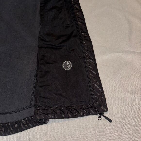 Powder River Outfitters by Panhandle Black lined vest women's small - Picture 5 of 6